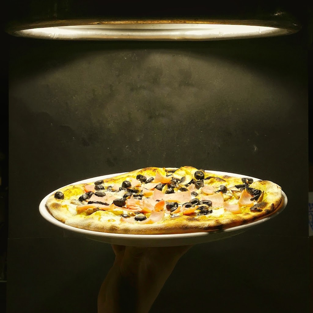La Piazza Nuova — Pizza