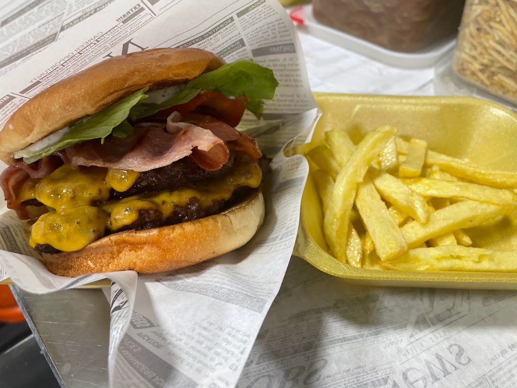 Bochinche Food & Drink — Papas fritas