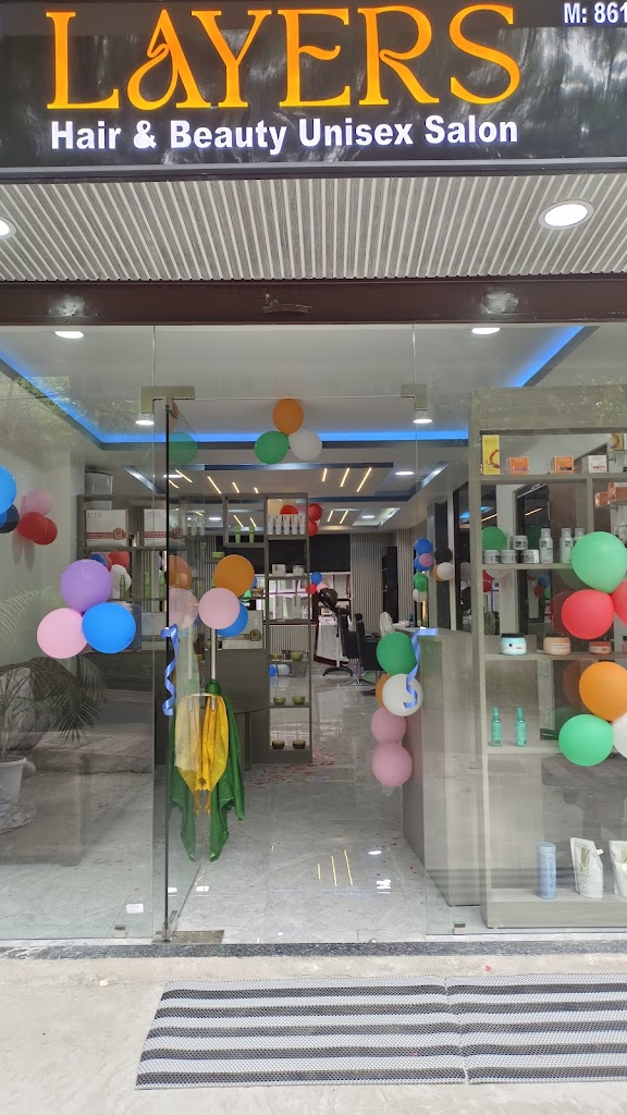 Layers Unisex Salon