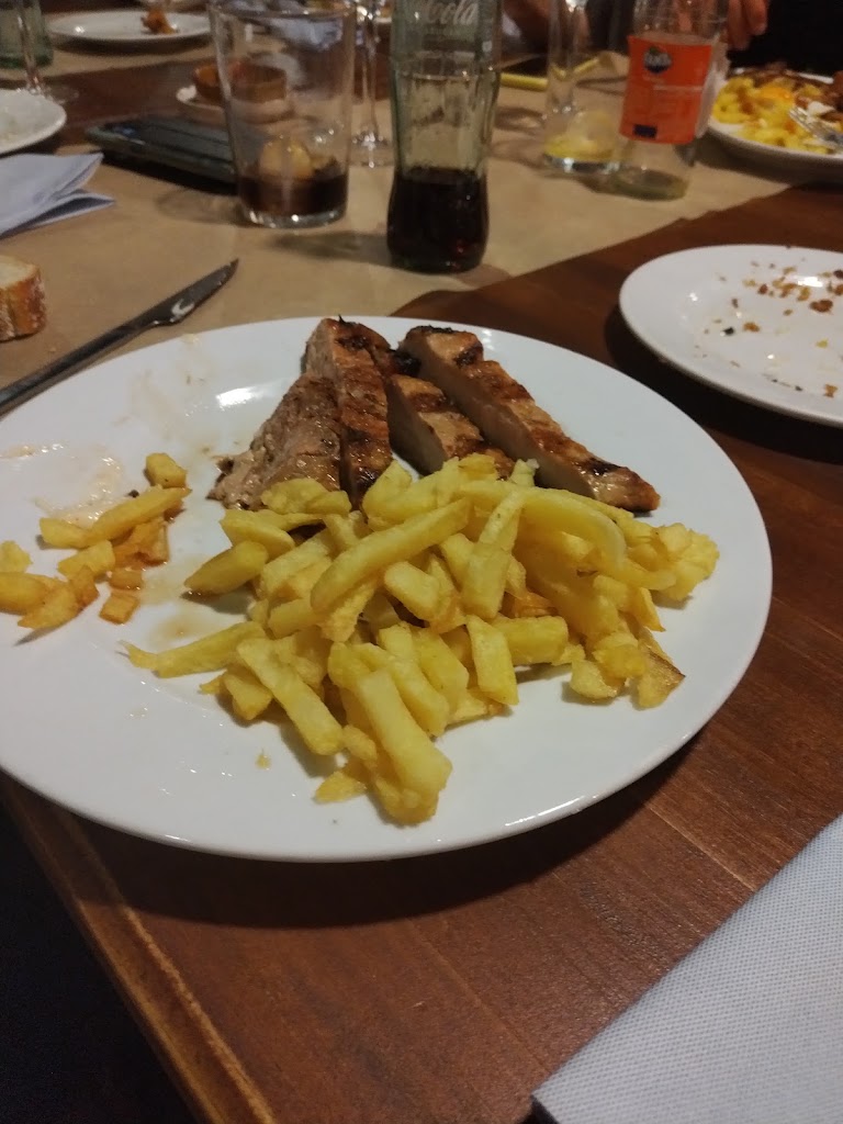 Bar Alsus 3 — Comida y bebida