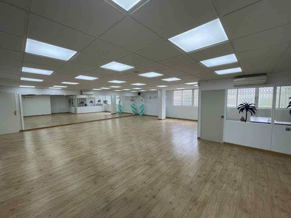 Academia de Baile Salchatea - Salsa, Bachata, Danzaterapia, ...