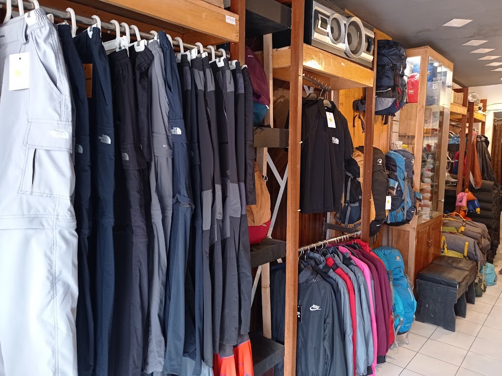 GORILLA ADVENTURE (STORE & RENT)