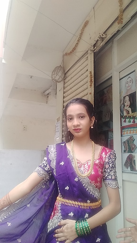 Shri Vijaayalaxmi Parlor