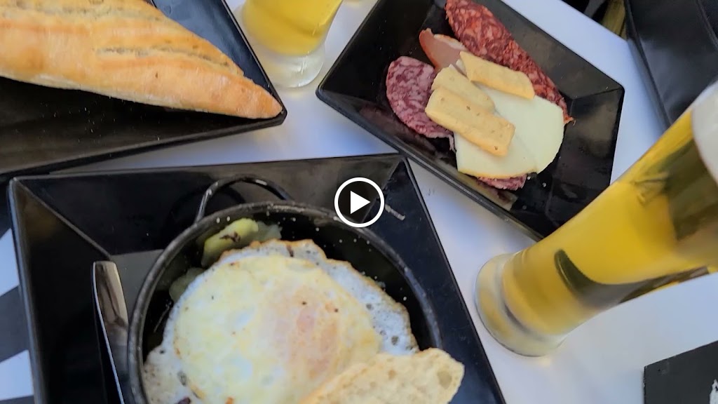 Cafe Bar Zapa — Videos