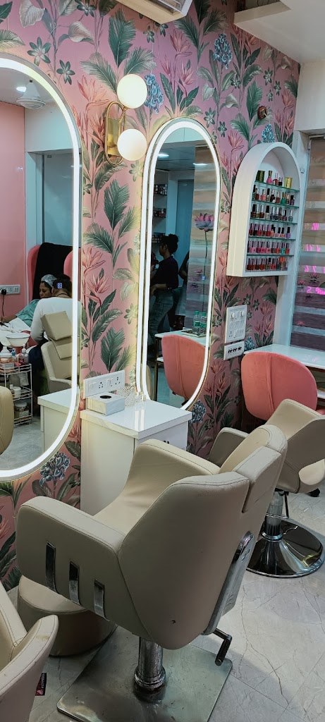 Charmi Salon Hiranandani