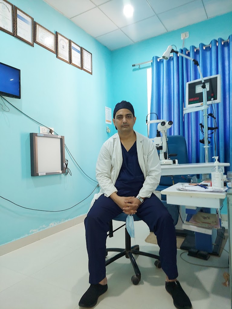 Q Maxx Hospital A Multispeciality Centre