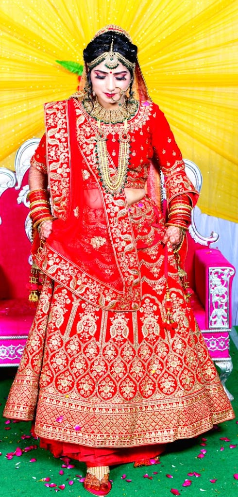 Monika Beauty Parlour