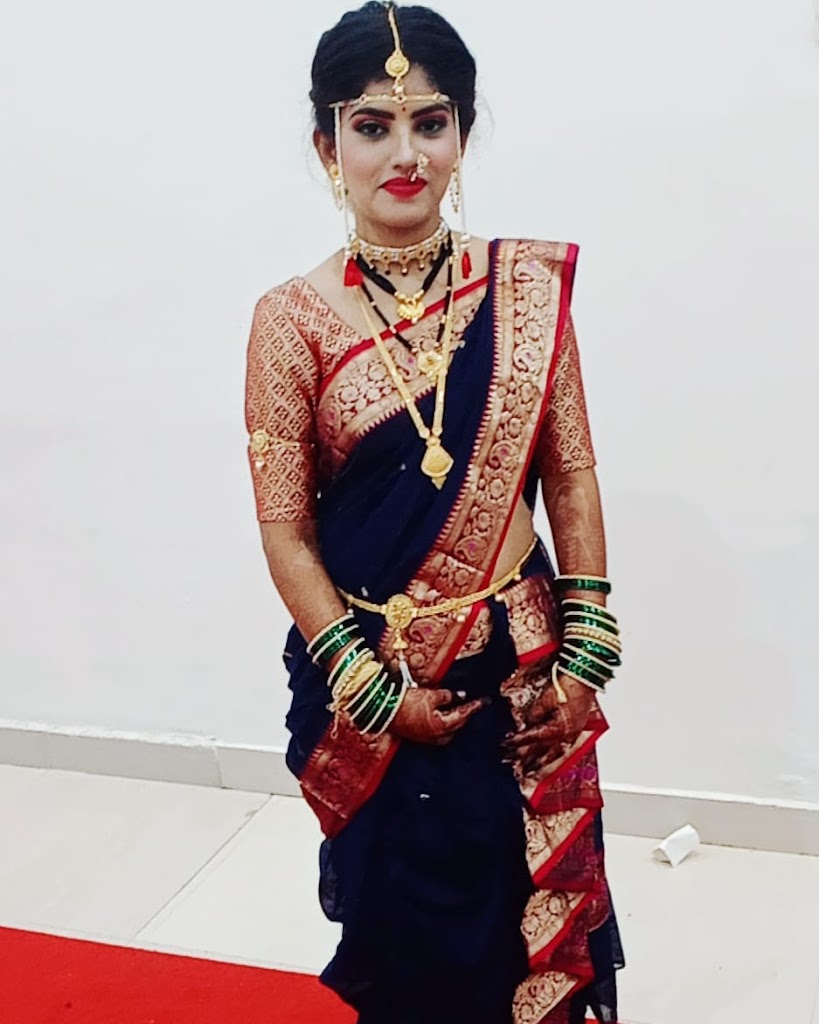 The Mirror Professional Beauty Studio