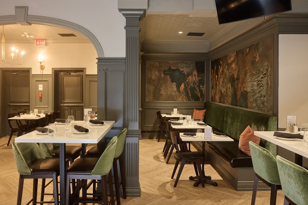 400 Brant Kitchen and Bar in Burlington