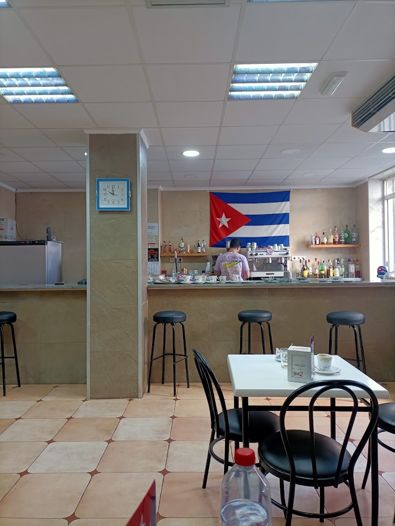 Marlen Cafeteria — Ambiente