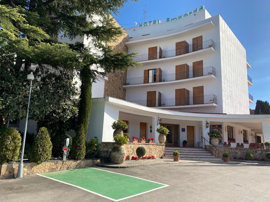 Tesla Destination Charger