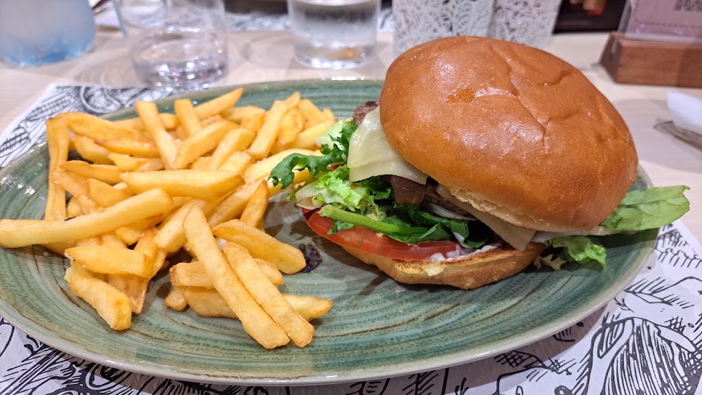 Bar La Cantina Del Mercado — Comida y bebida