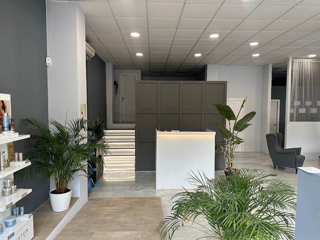 Bella Vida beauty embassy - NR1 Hair and beauty salon.