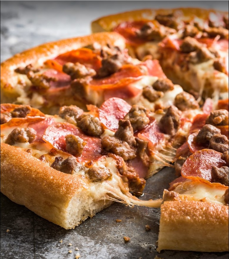 Pizza HUT Villalba - Restaurante y Comida a Domicilio — Comida y bebida