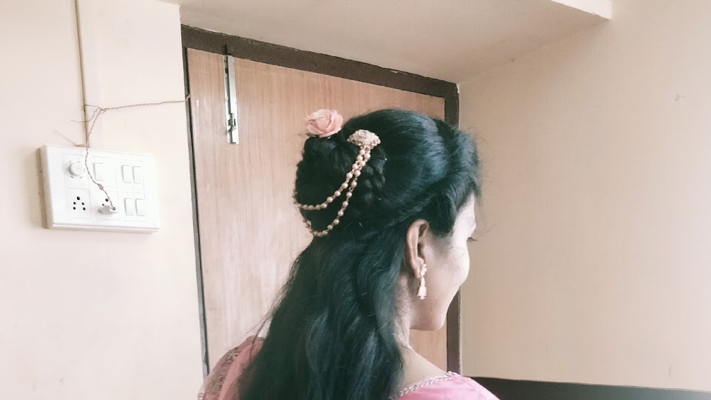 Gouri Beauty Parlour