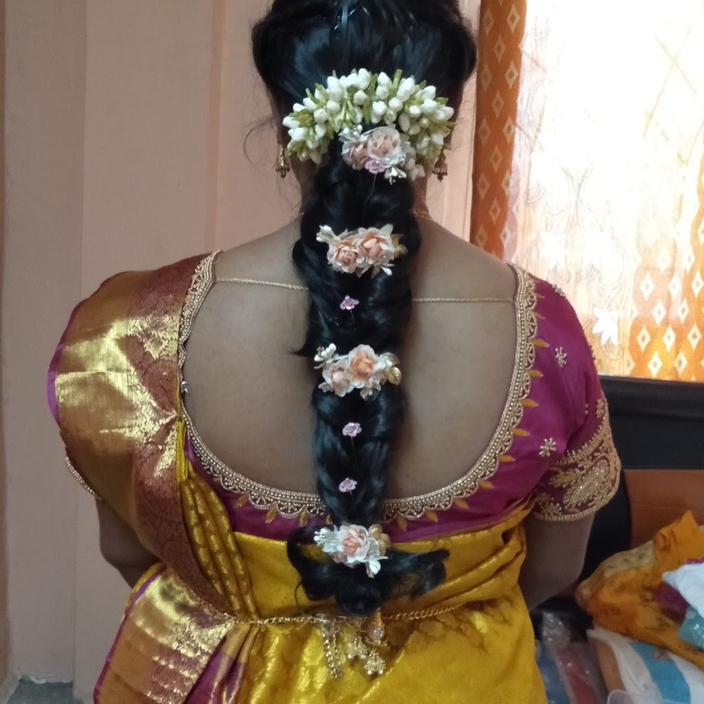 Vinuthna Beauty Parlour And Training Institute For Ladies