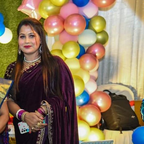 Naina Beauty Parlour