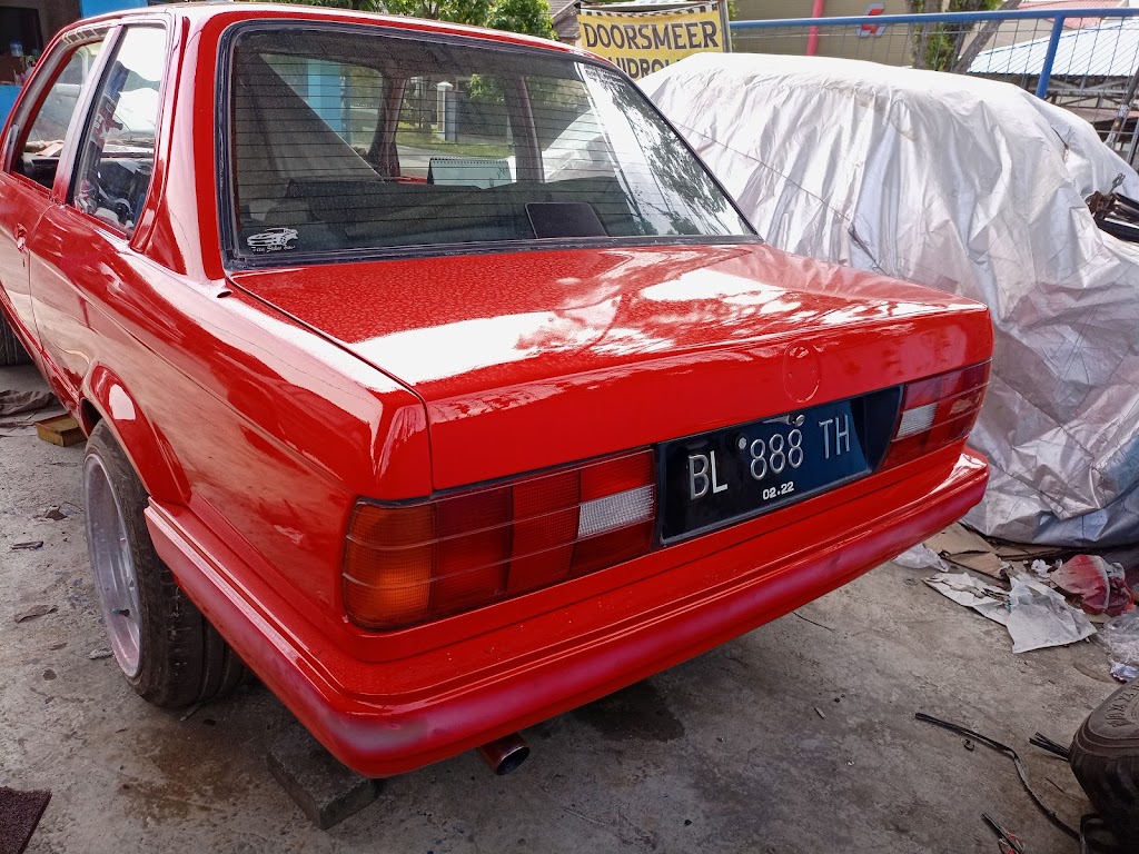 MEDAN garage
