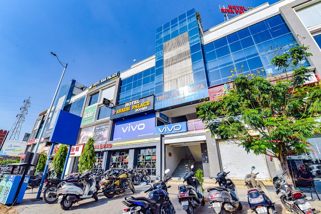 Hotel Avadh Palace Subhash Bridge Rto Circle Ahmedabad