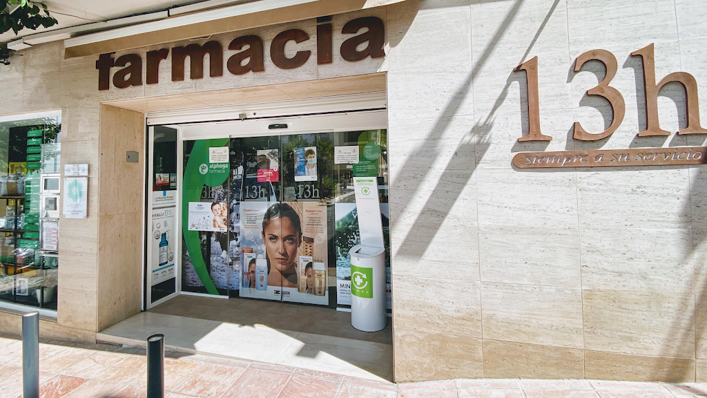 Farmacia Lda. Lucia Maria Chica Garcia -Farmacia Pilarejo- — Del propietario