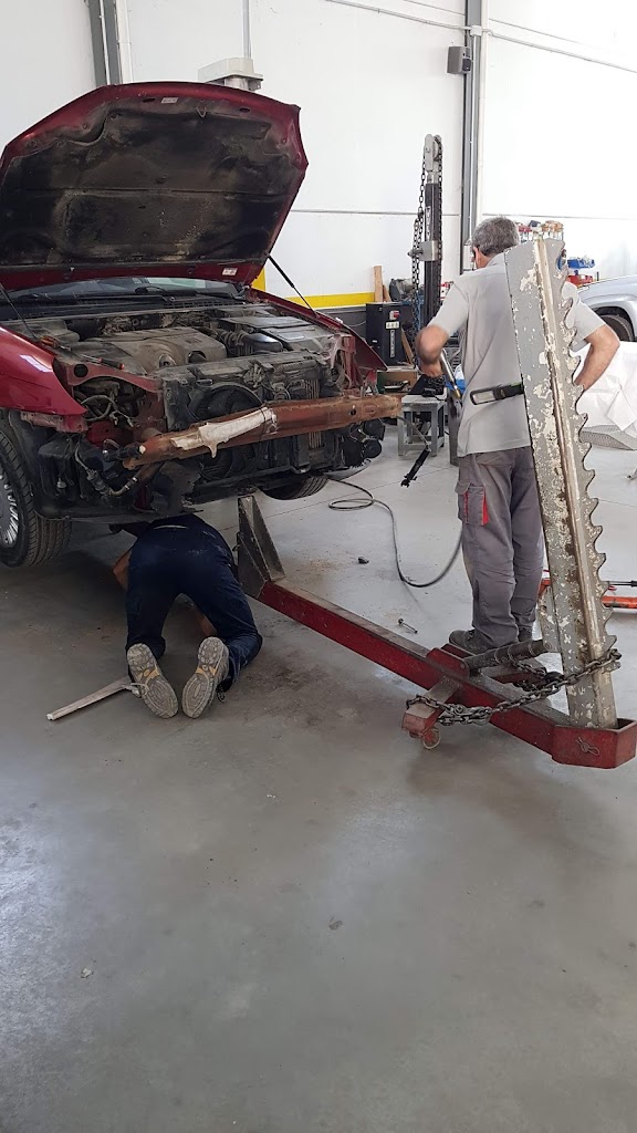 Taller de Chapa y Pintura Aguilar Corrales