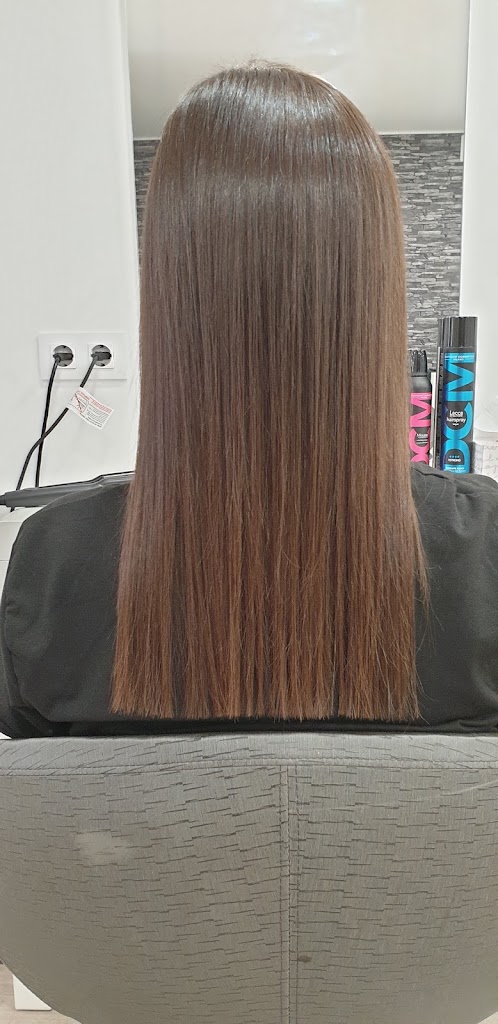 Peluqueria y Estetica Innova — Peinado