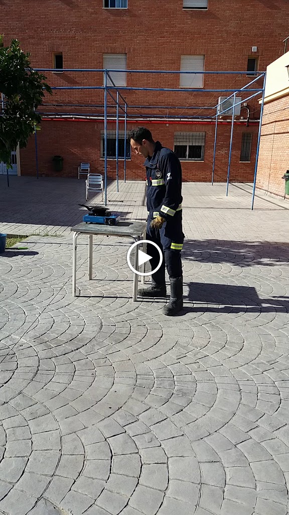 Patronato de Asistencia A la Tercera Edad En Marchena — Exterior