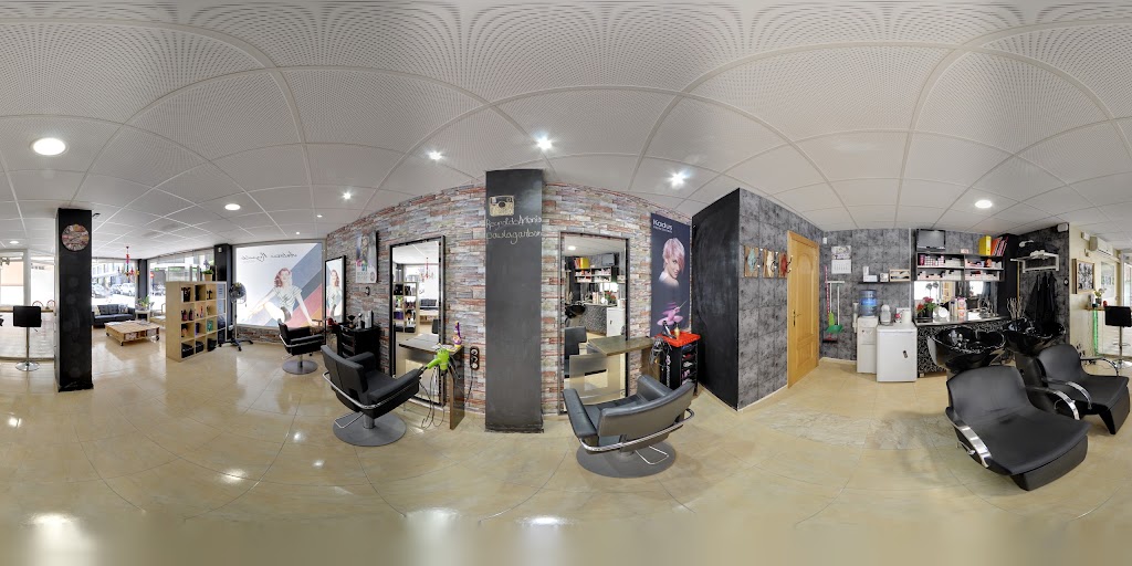 Peluqueria Antonio Reynolds — Interior