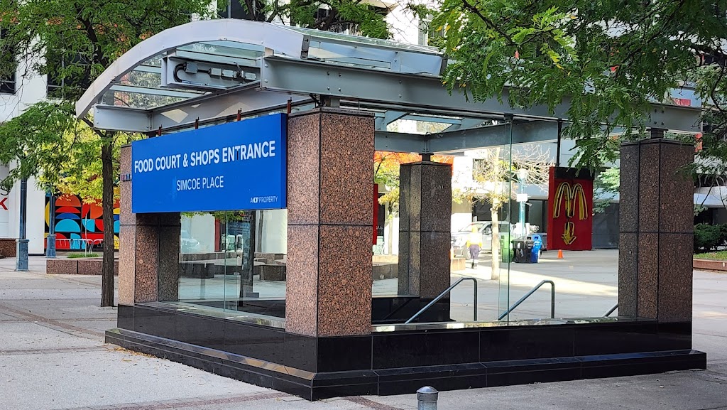 Food Court & Shop Entrance (Simcoe Place)