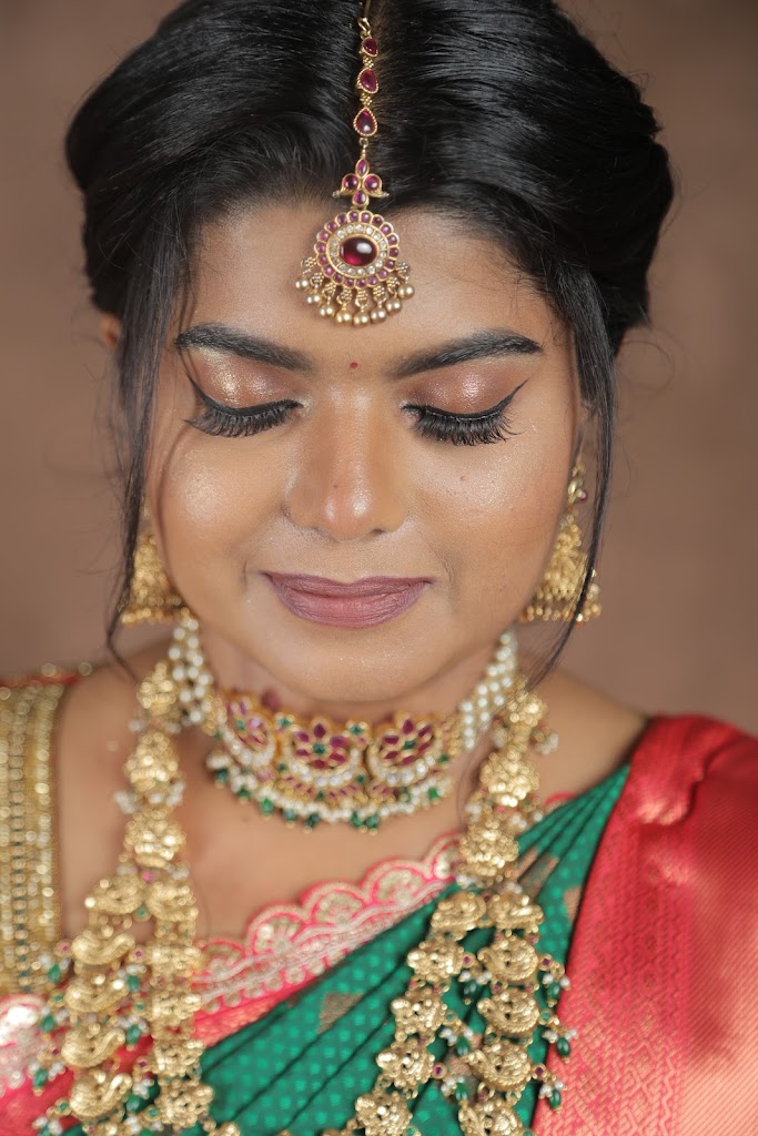 Aishu S Hair And Makeup