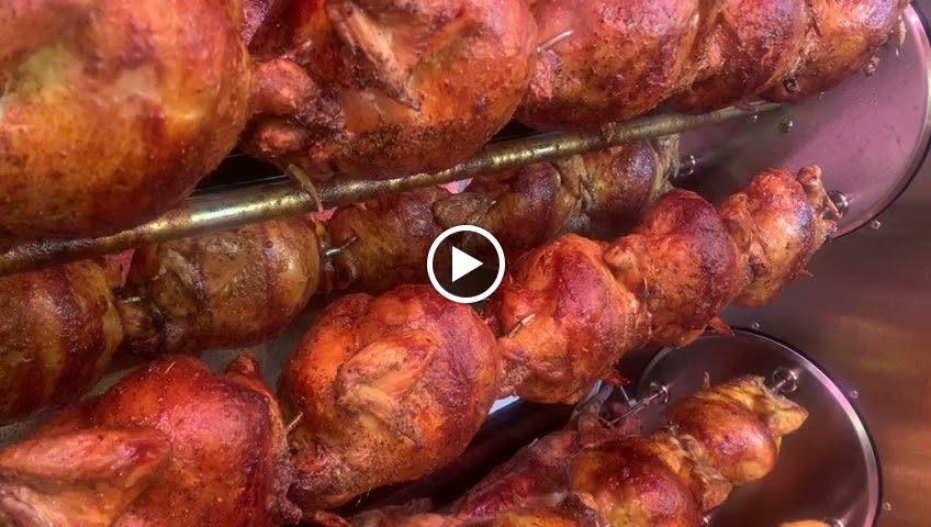 Rostisseria Can Roca — Comida y bebida