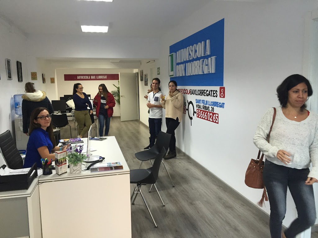 Autoescuela Baix Llobregat — Del propietario