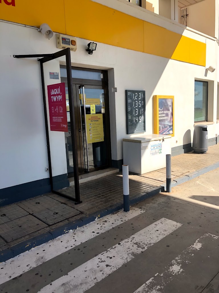 Shell Valdepenas — Exterior