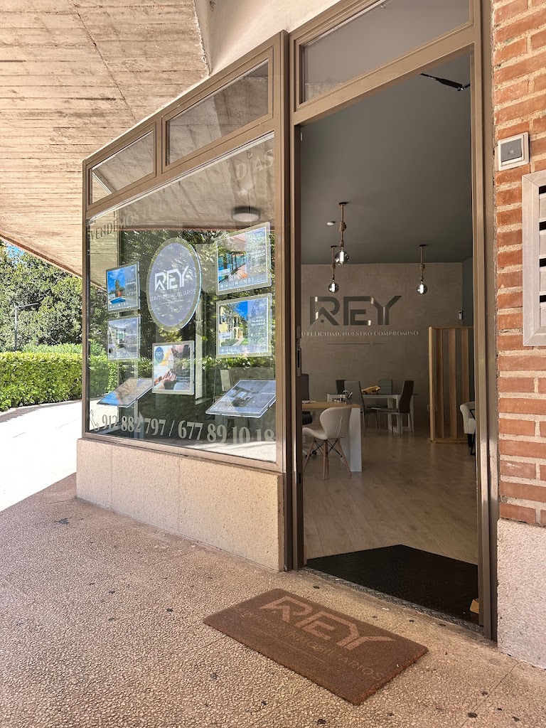 REY SERVICIOS INMOBILIARIOS — Exterior