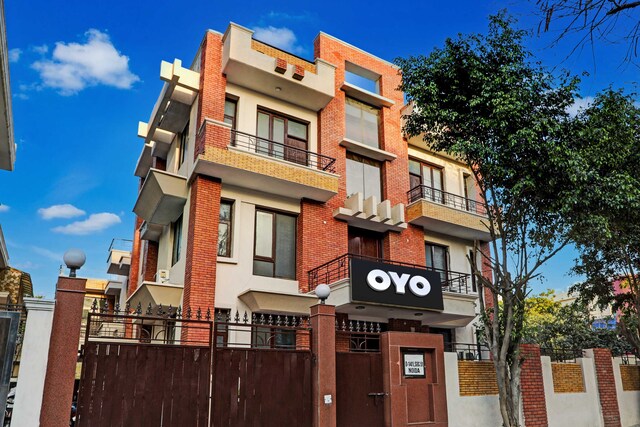 Hotel O Sunshine Near Iskcon Temple Noida