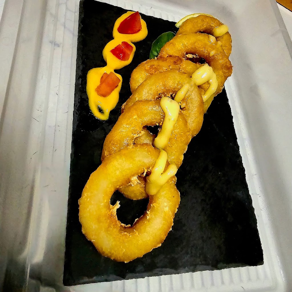 Restaurante Delicious Food Corner — Comida y bebida