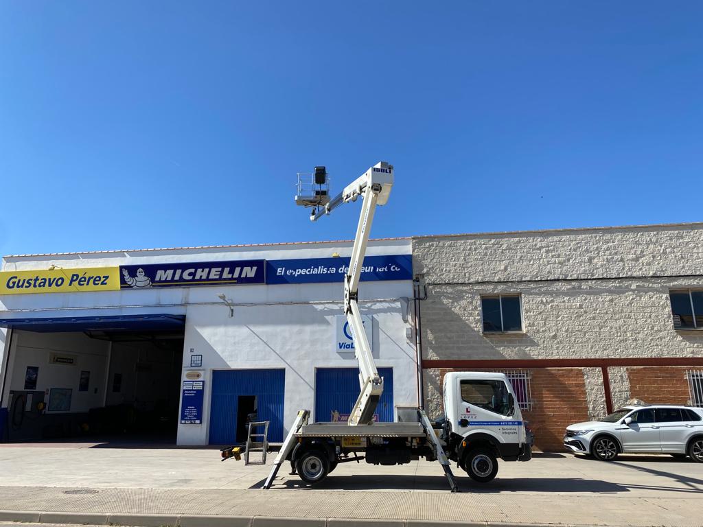 Instalaciones Lopez Quintanar S.L. — Del propietario