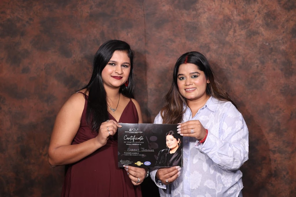 Surbhi Makeovers And Makeup Academy Best Makeup Studio Bridal Service In Pushkar