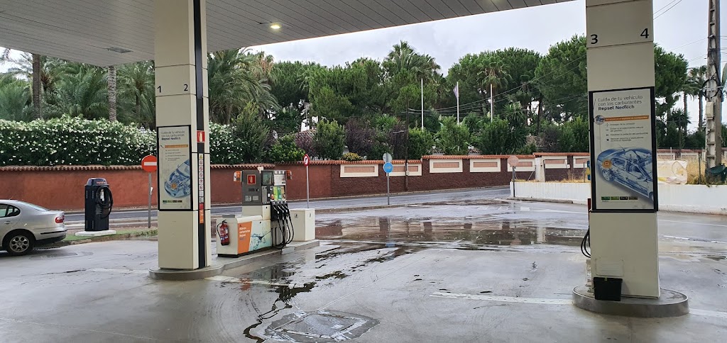 Estacion de Servicio Repsol — Estacion de servicio