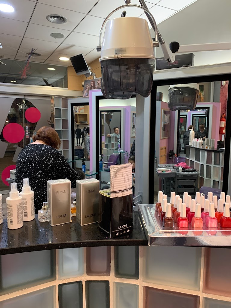 Peluqueria marisa NG vilaseca — Del propietario