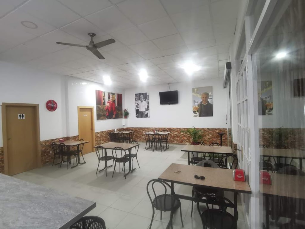 Bar Cafeteria Dalma — Ambiente