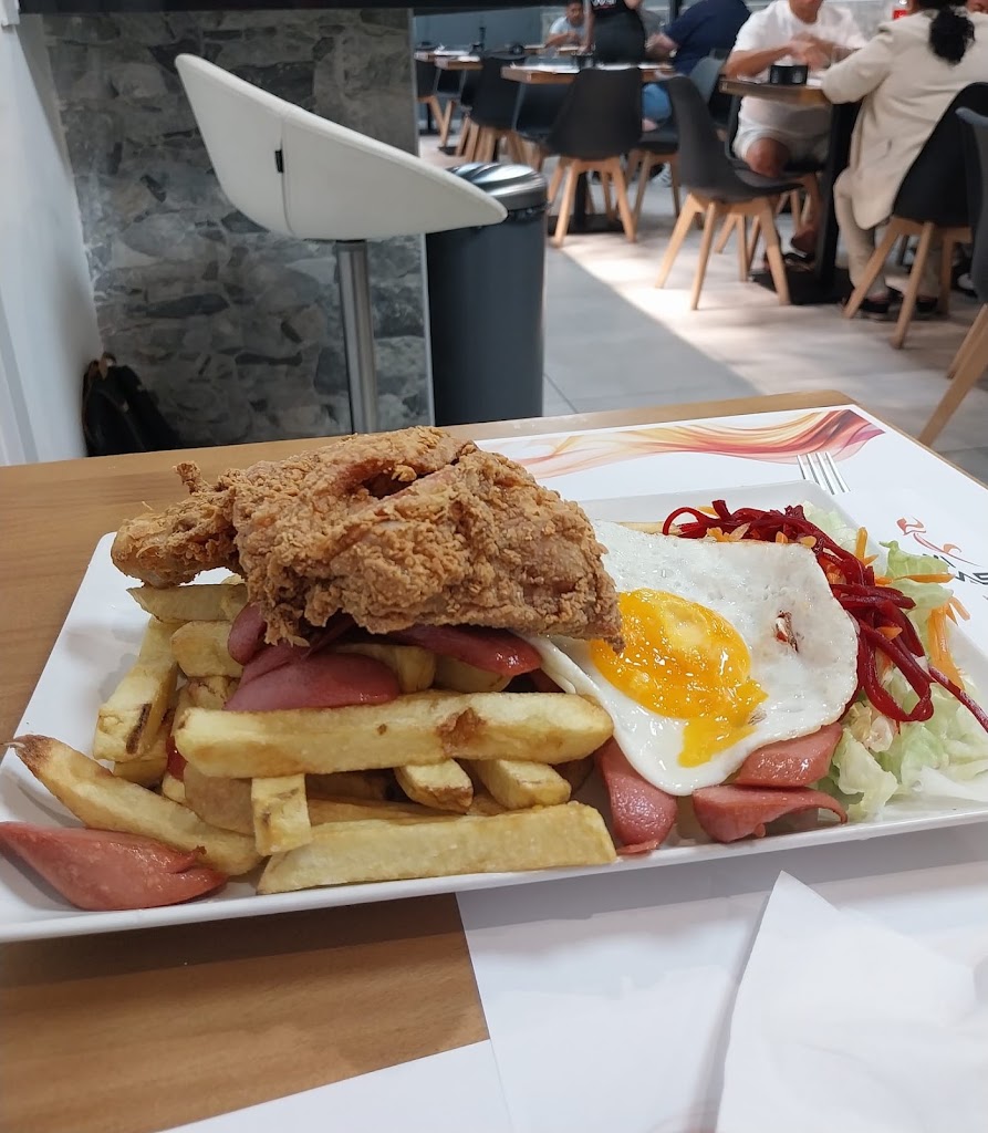 Maxi Wasi — Comida y bebida