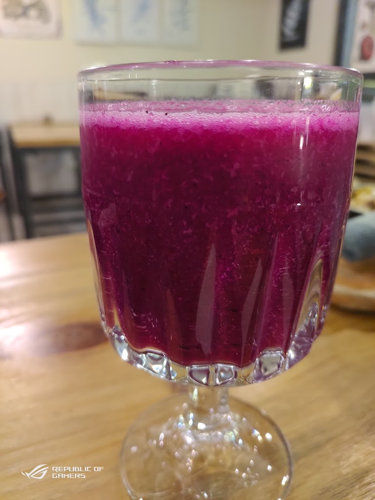 腰果花砧板原食料理 的照片