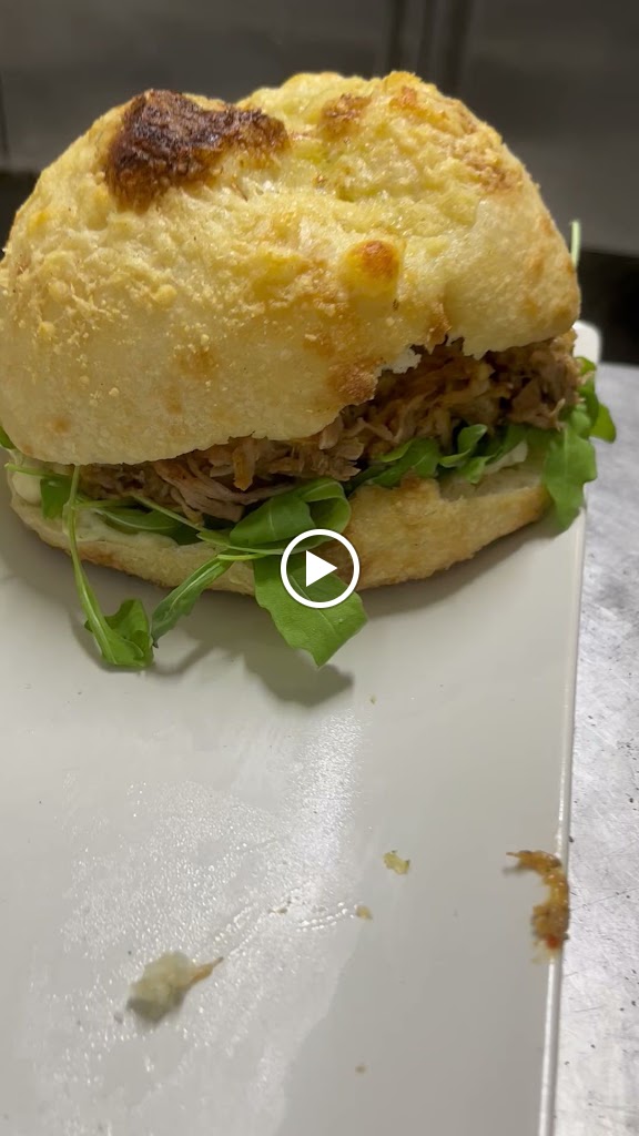 Restaurante Pizzaloriano — Videos