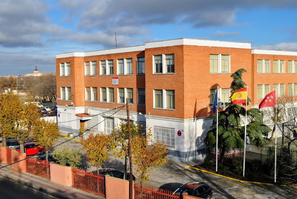 IES Matematico Puig Adam