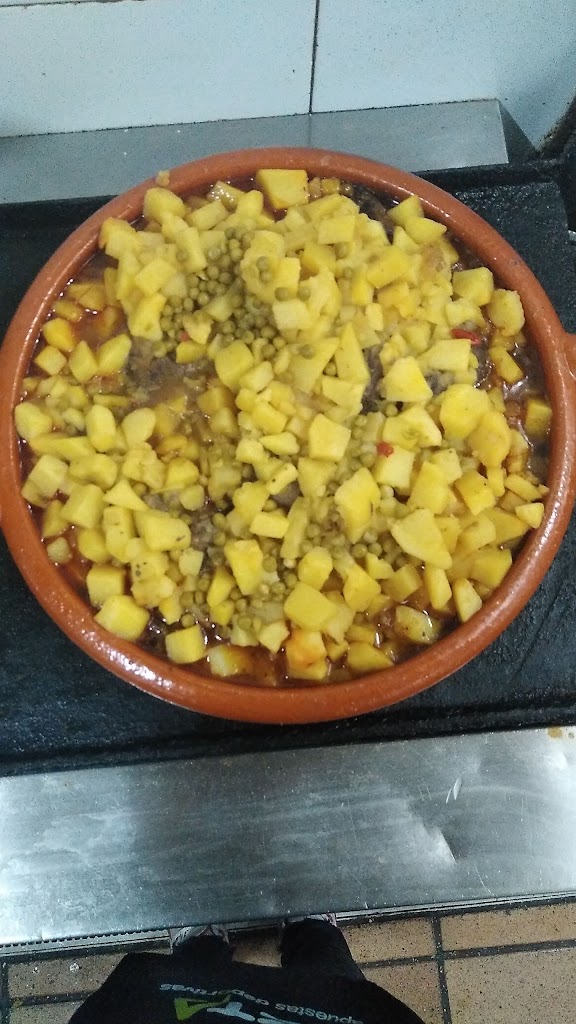 Restaurante Mondariz — Comida y bebida
