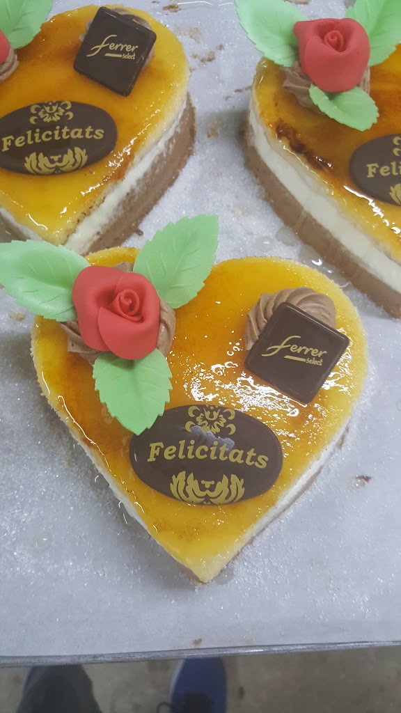 Forn Ferrer Patxac — Comida y bebida