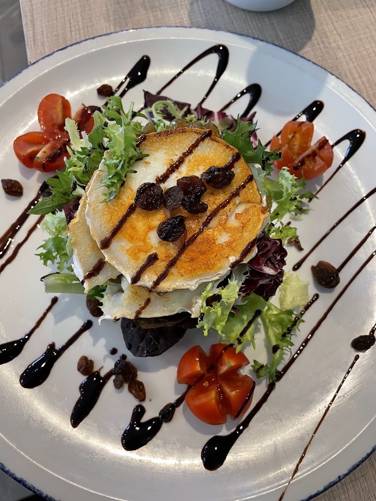 Restaurante Oleo — Comida y bebida