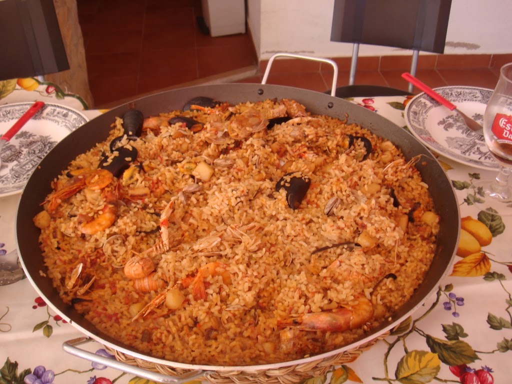Residencia Felix Llobet — Comida y bebida