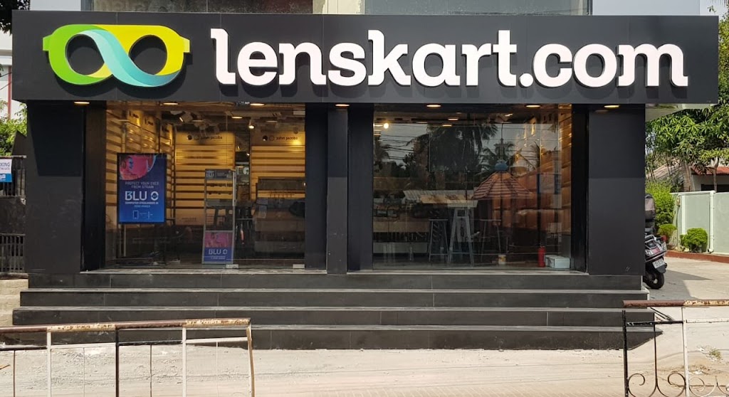 Lenskart Com At Pattom Trivandrum